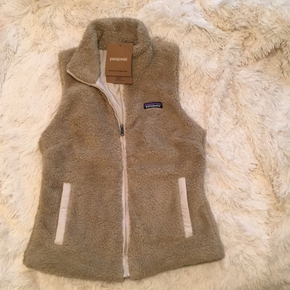 Patagonia Jackets & Blazers - NWT SMALL PATAGONIA FUZZY VEST